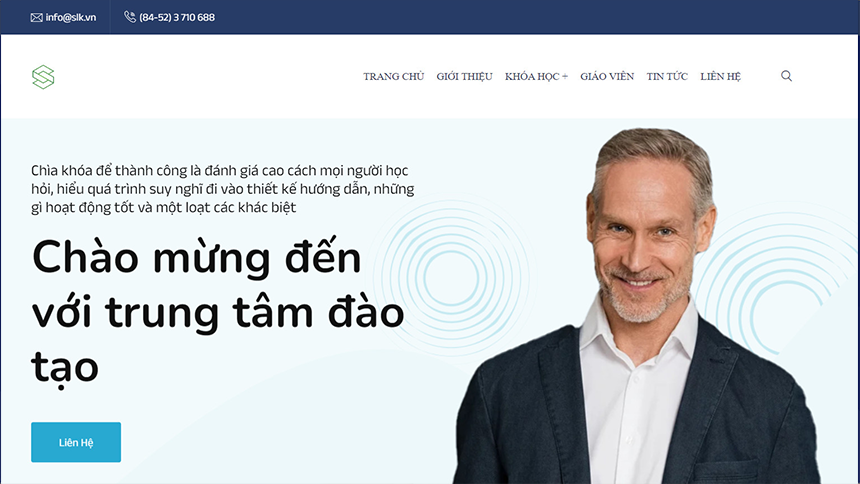 Mẫu web trung tâm ngoại ngữ 4